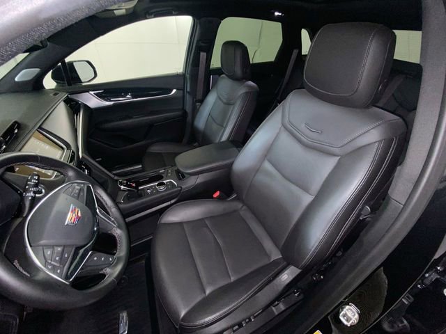Used 2025 Cadillac XT5 Premium Luxury w/ LPO, Floor Liner Package FWD image 14