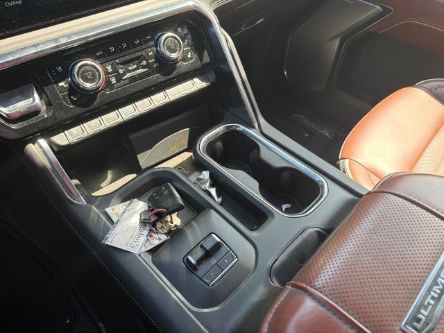 Used 2024 GMC Sierra 2500 Denali Ultimate AWD/4WD image 14