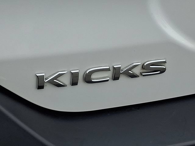 Used 2019 Nissan Kicks SR w/ SR Premium Package FWD image 31