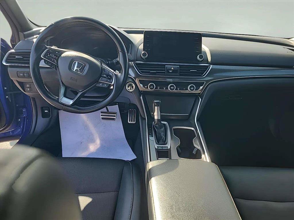 Used 2018 Honda Accord Sport image 10