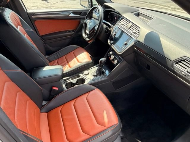 Used 2021 Volkswagen Tiguan SEL Premium R-Line AWD/4WD image 19