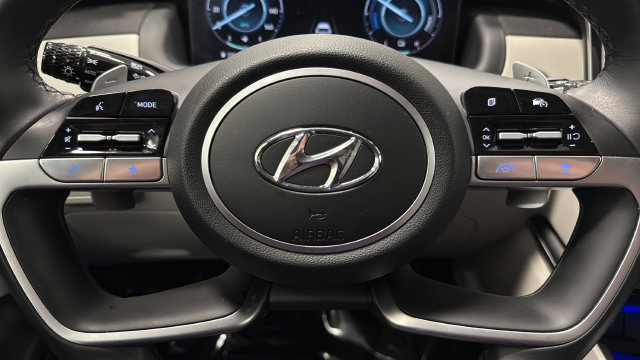 Used 2024 Hyundai Tucson Limited AWD/4WD image 16