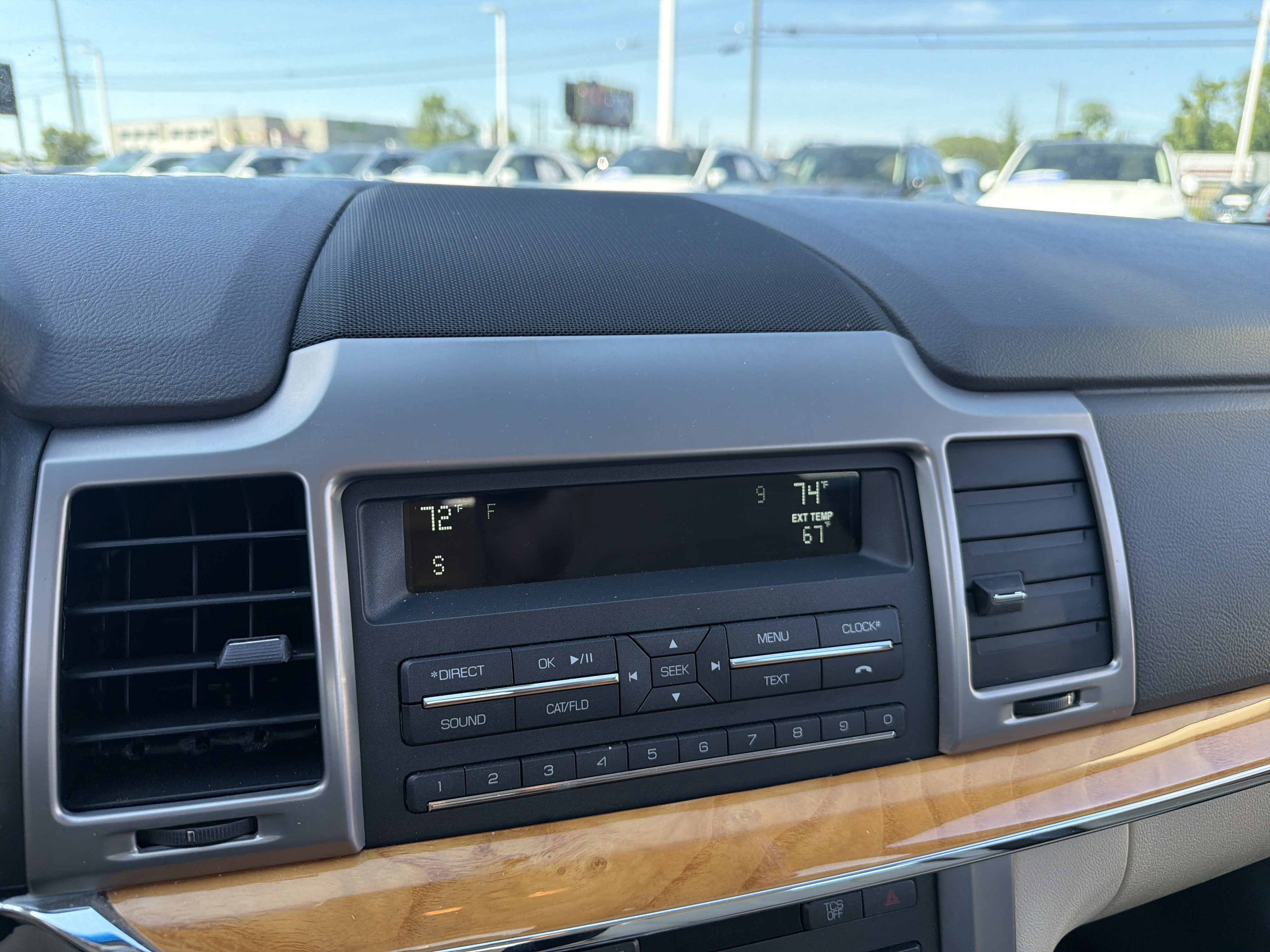 Used 2012 Lincoln MKZ FWD image 29