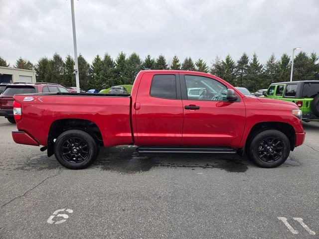 Used 2021 Toyota Tundra SR5 w/ SX Package AWD/4WD image 18
