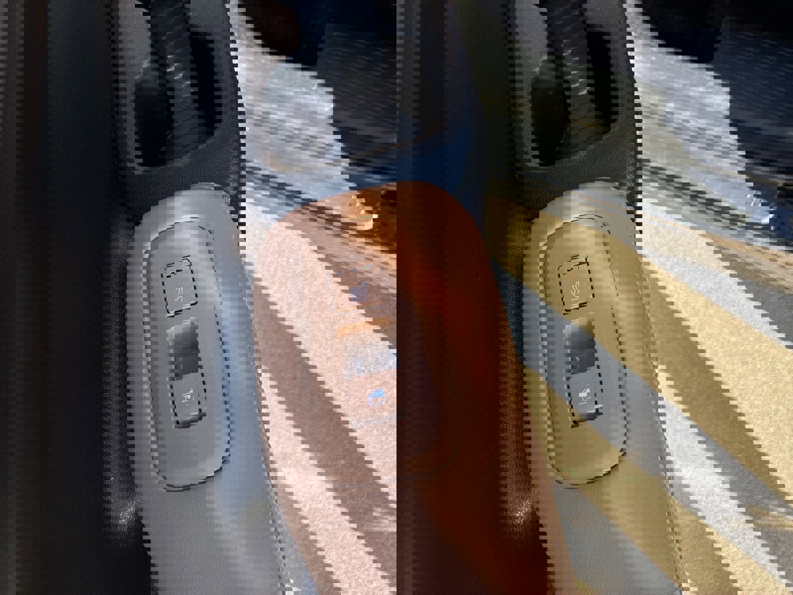 Used 2024 Hyundai Santa Fe Limited image 17