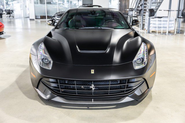Used 2014 Ferrari F12 Berlinetta RWD image 9