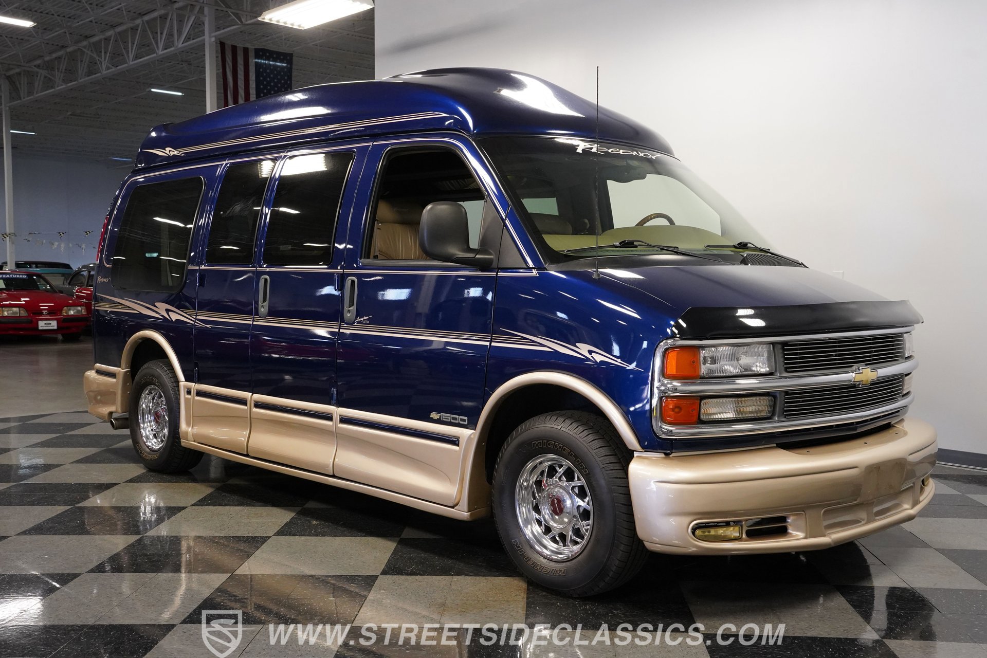 Used 2001 Chevrolet Express 1500 w/ Preferred Equipment Group 3 image 17
