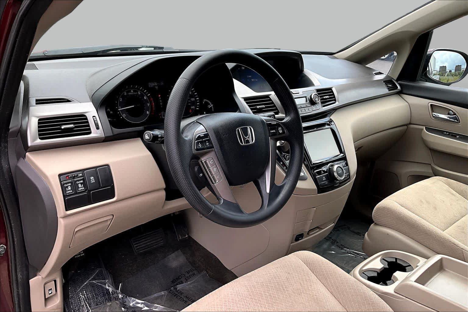 Used 2016 Honda Odyssey EX image 18