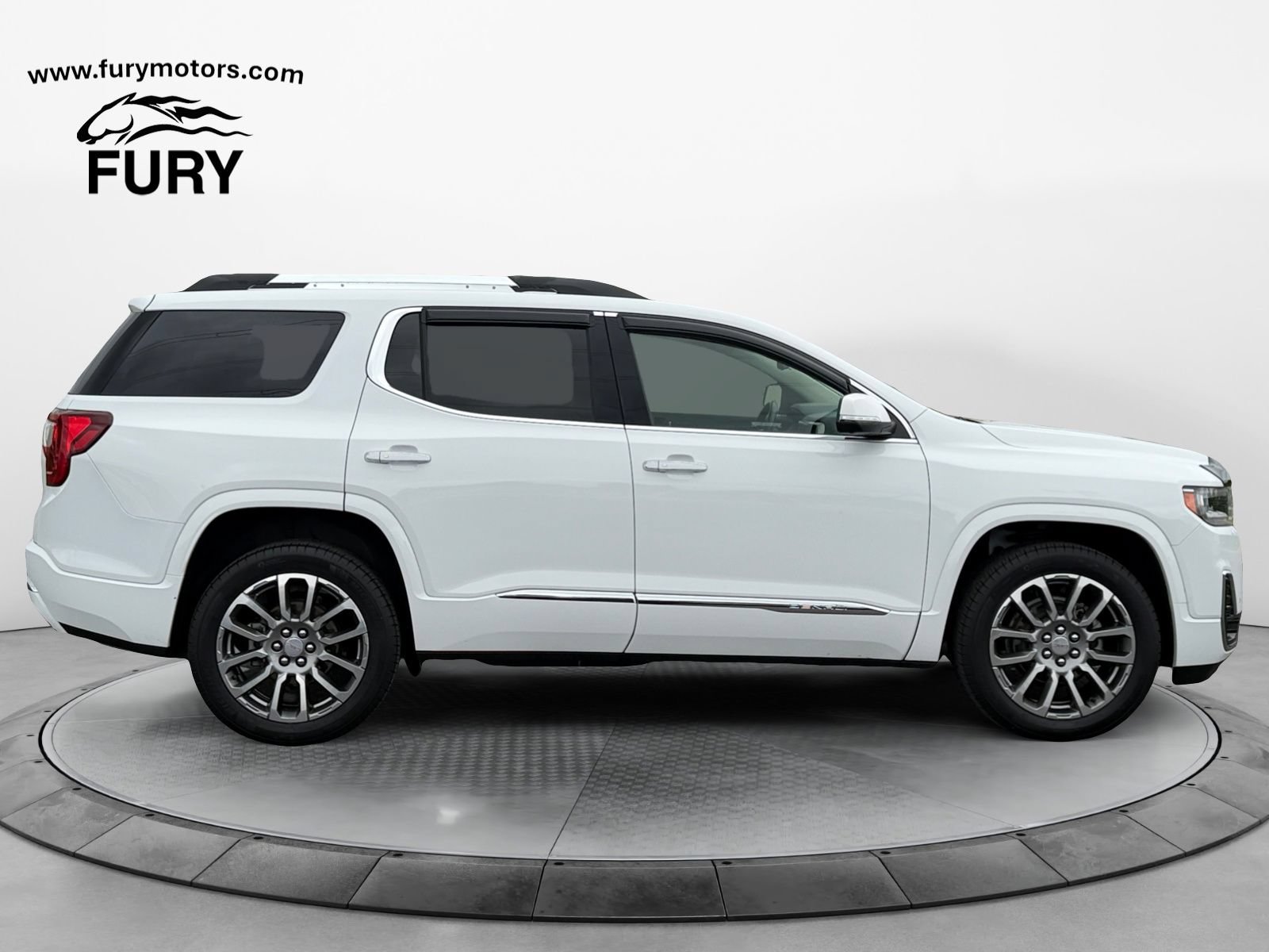 Used 2023 GMC Acadia Denali w/ Denali Ultimate Package AWD/4WD image 3