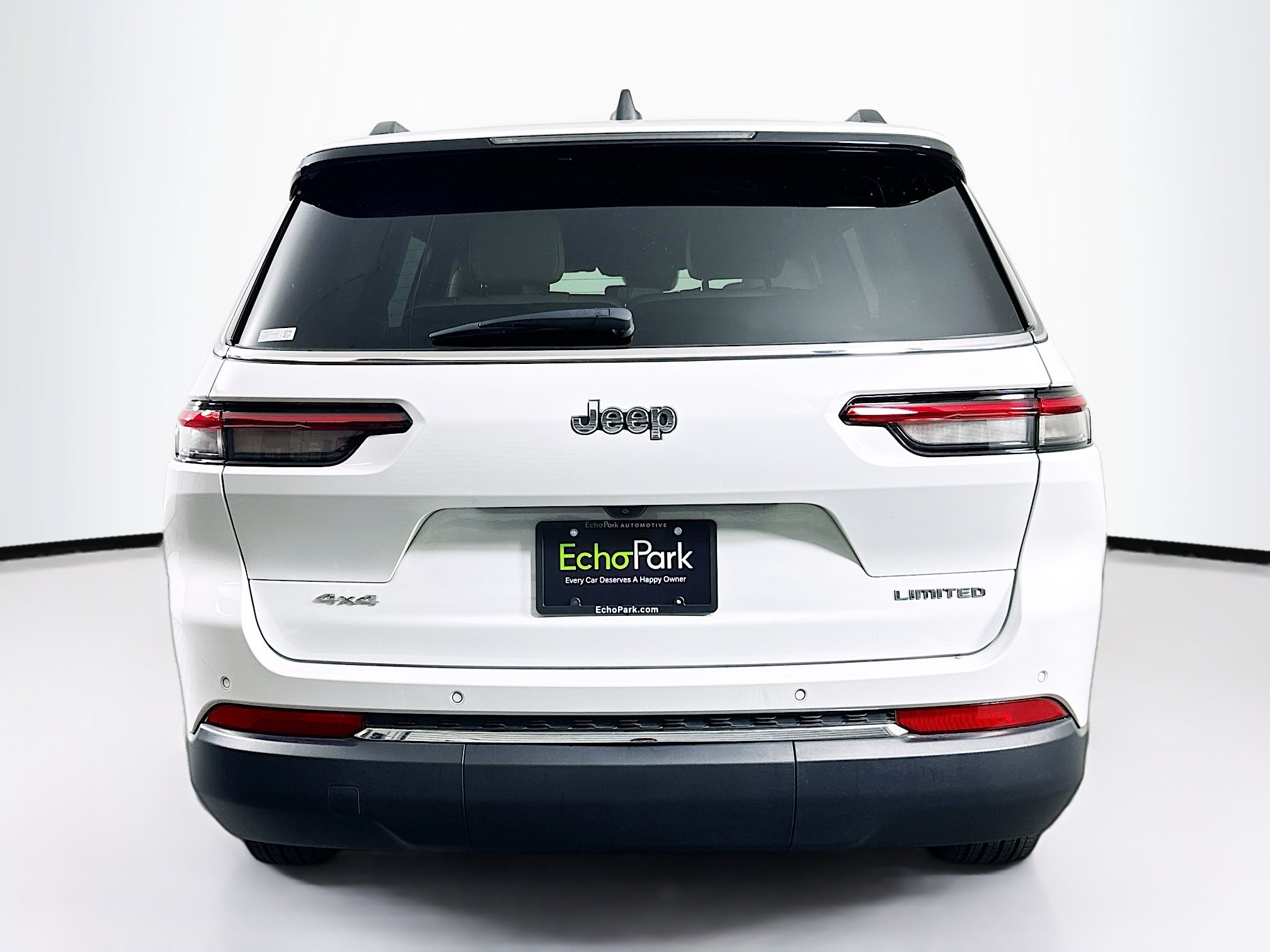 Used 2023 Jeep Grand Cherokee L Limited AWD/4WD image 7