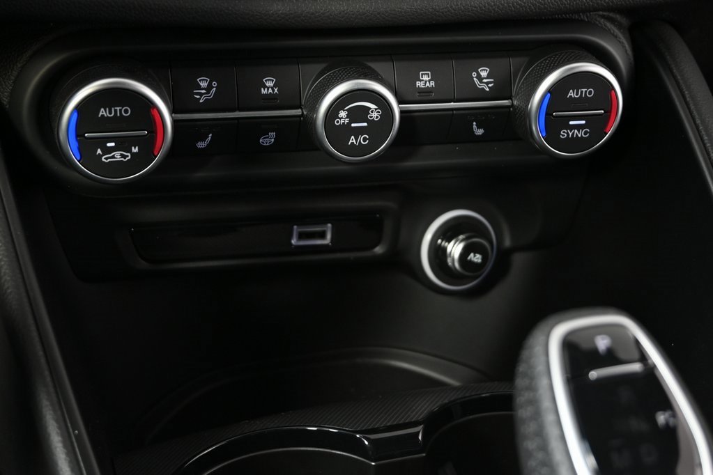 New 2025 Alfa Romeo Giulia w/ Driving Assist Package image 14