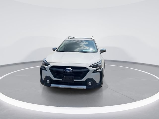 Used 2023 Subaru Outback Touring XT AWD/4WD image 3
