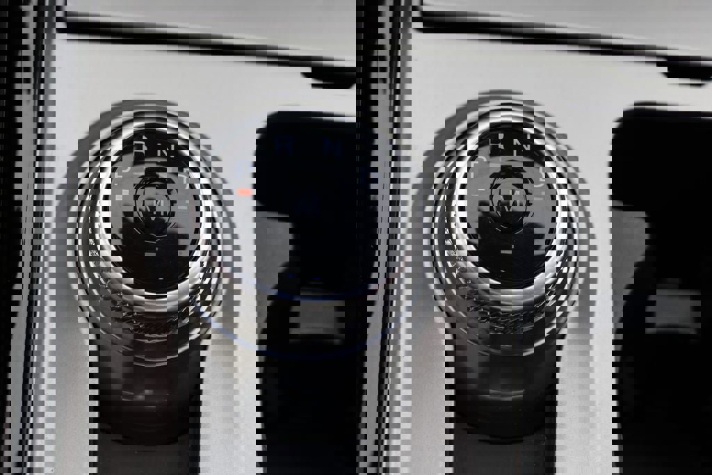 Used 2024 Ford Explorer ST w/ Technology Package image 21