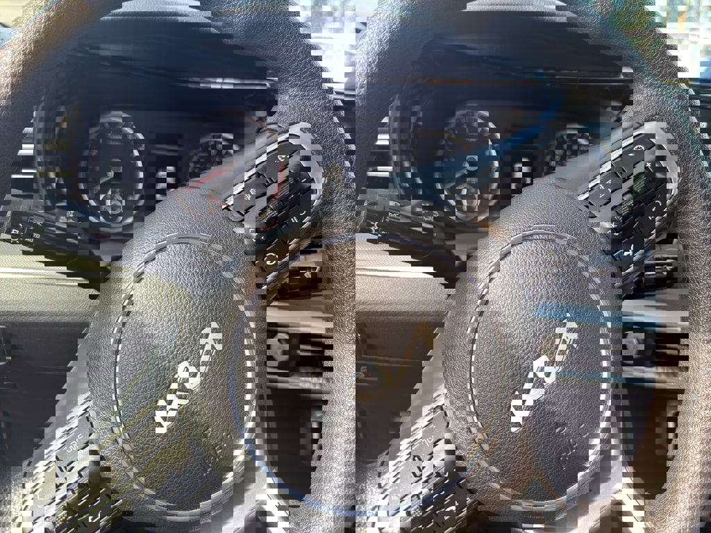 Used 2023 Kia K5 LXS image 11