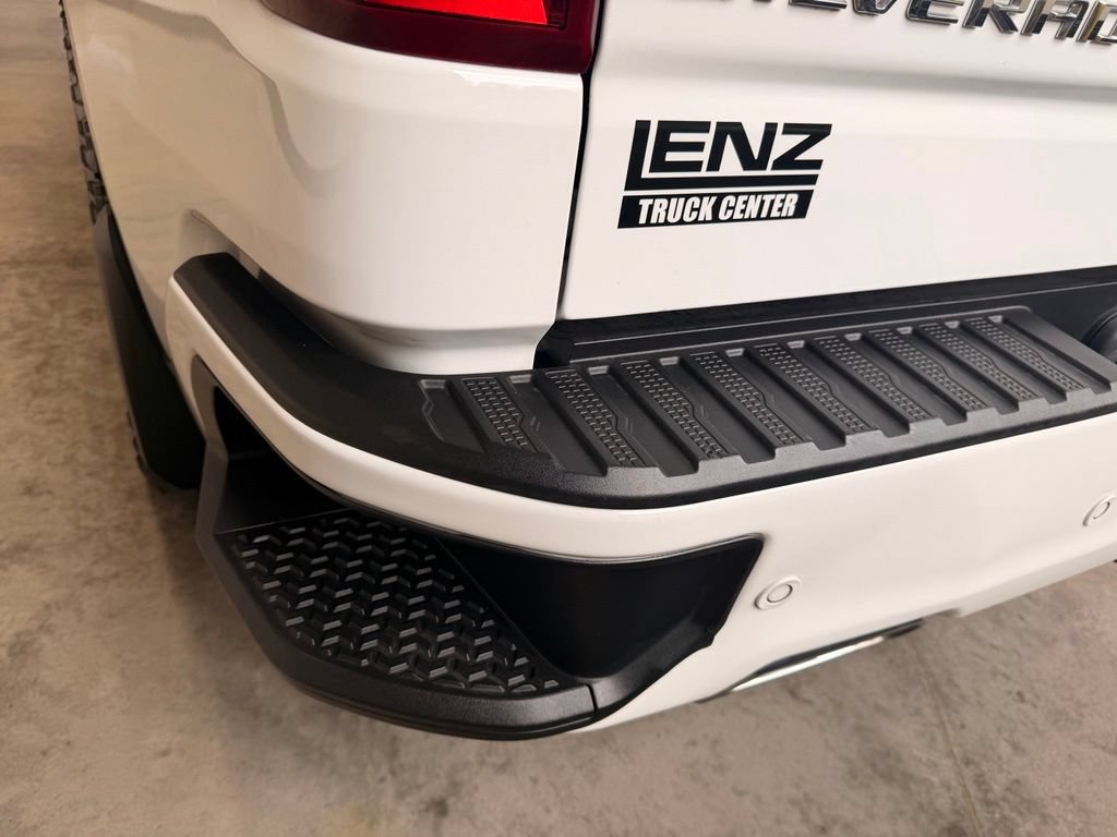 Used 2019 Chevrolet Silverado 1500 RST AWD/4WD image 19