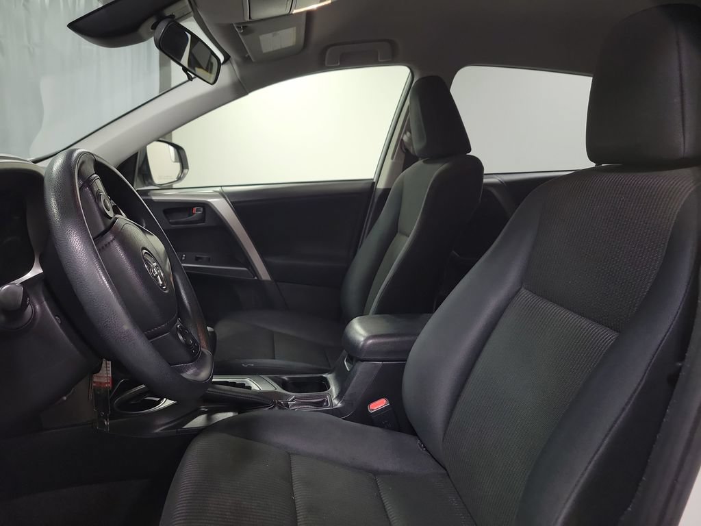 Used 2018 Toyota RAV4 LE w/ All Weather Liner Package FWD image 15
