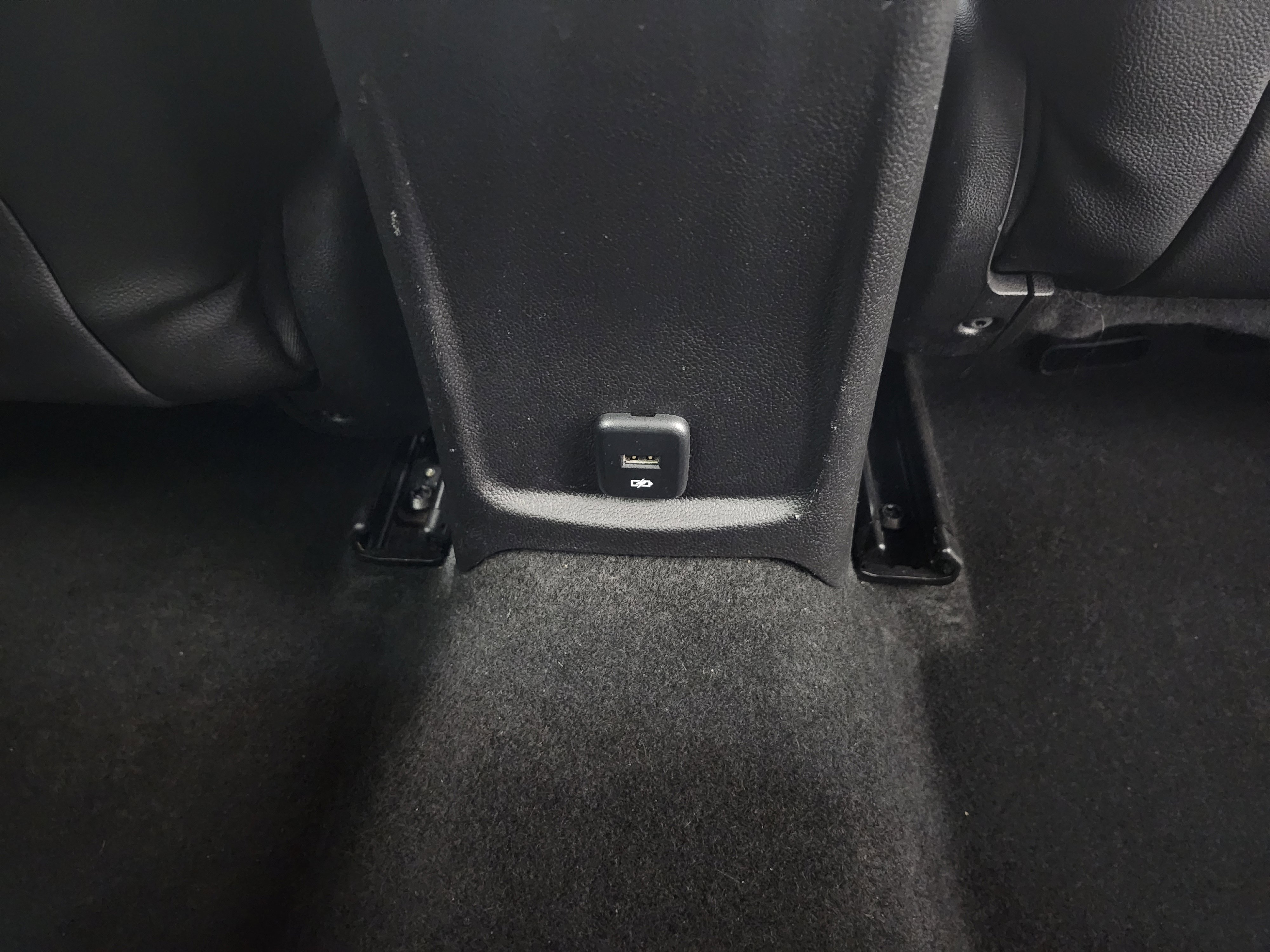 Used 2017 Chevrolet Cruze Premier image 22