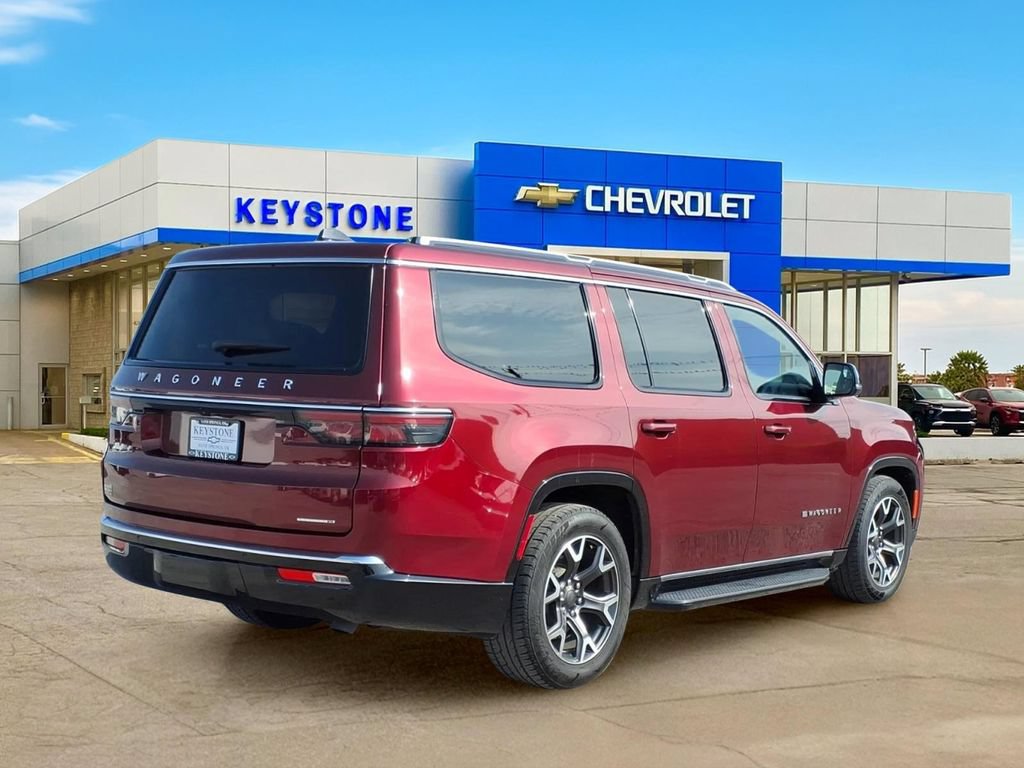 Used 2024 Jeep Wagoneer Series III AWD/4WD image 7