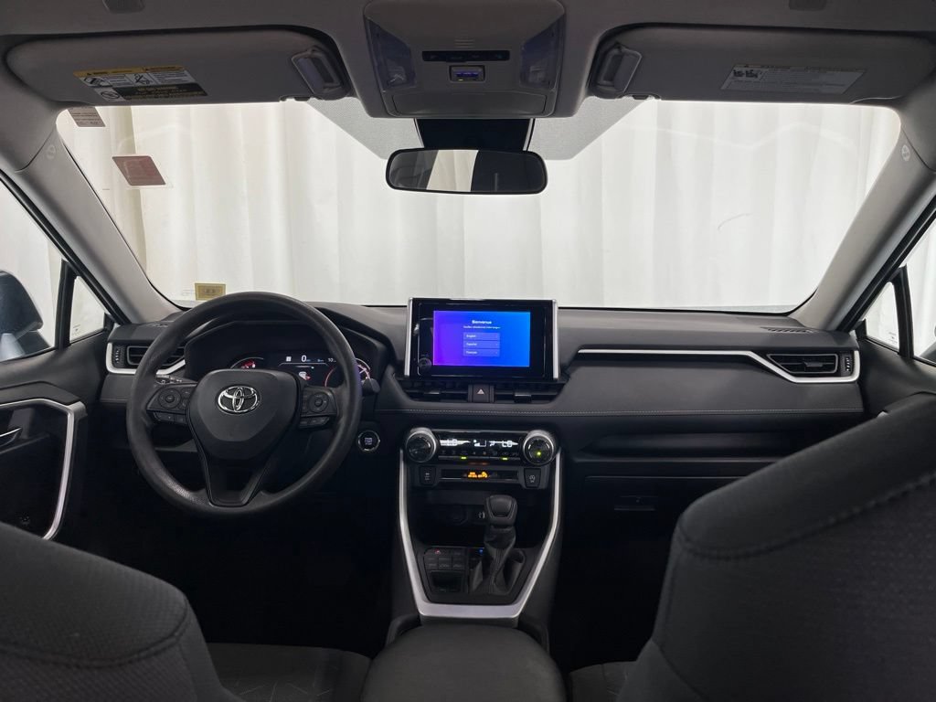 Used 2024 Toyota RAV4 XLE AWD/4WD image 10