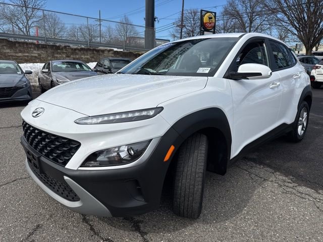 Certified 2023 Hyundai Kona SE image 3