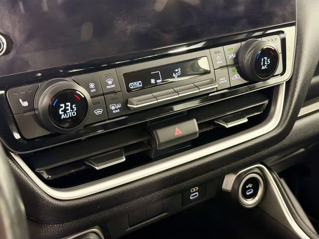 Used 2024 Toyota Grand Highlander XLE image 15