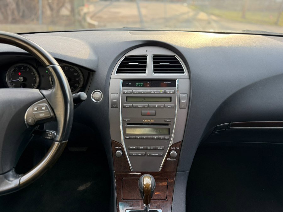 Used 2010 Lexus ES 350 image 34