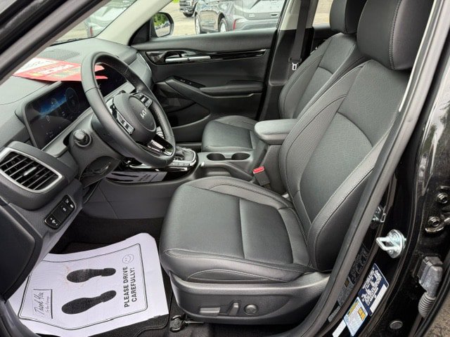 Used 2026 Kia Seltos EX w/ EX Sunroof Package AWD/4WD image 11