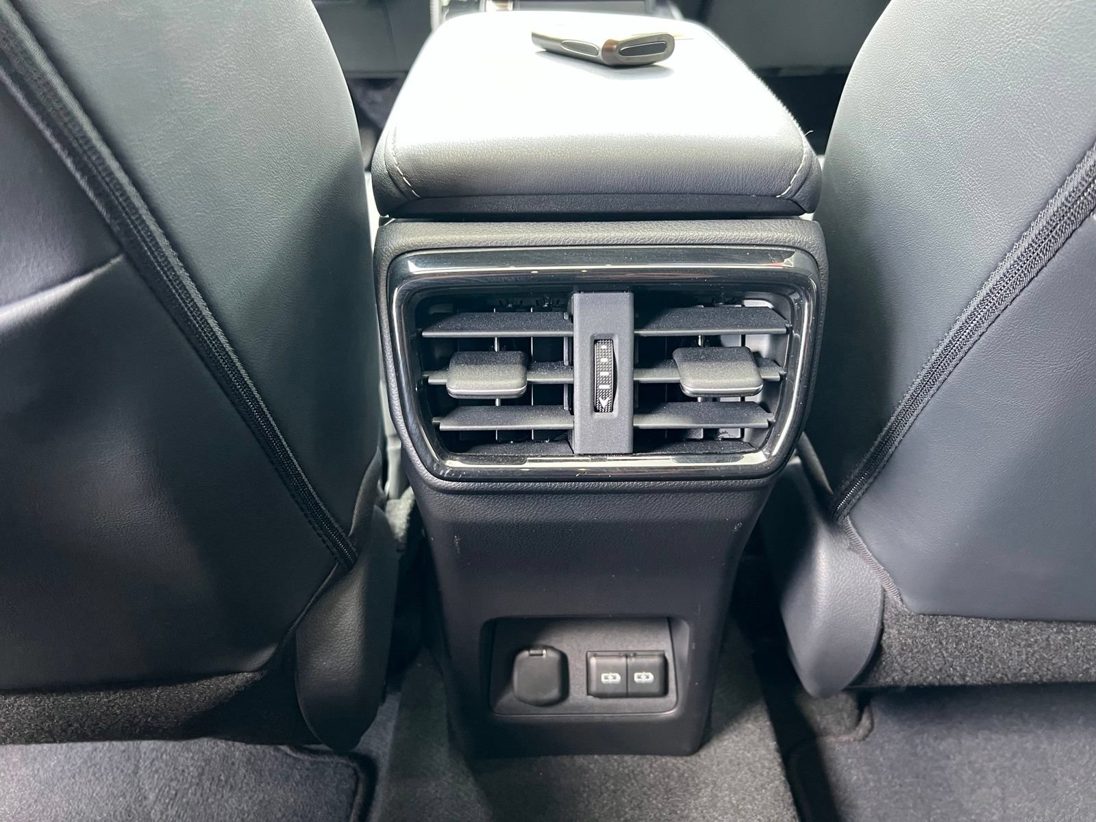 Used 2024 Lexus NX 250 FWD w/ Towing Package (2000 Lbs) image 48