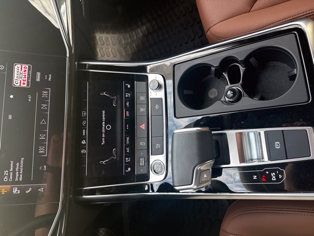 Used 2023 Audi Q8 Premium Plus AWD/4WD image 19