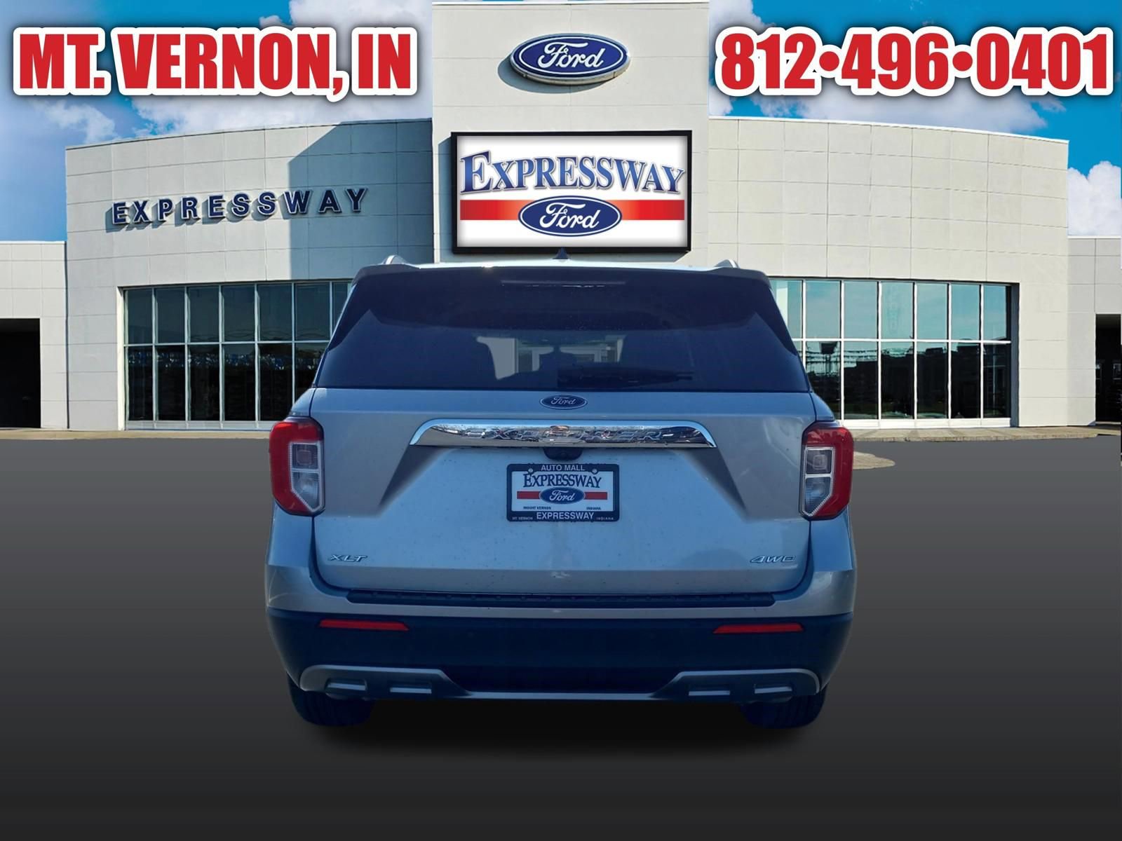 Used 2023 Ford Explorer XLT w/ Equipment Group 202A AWD/4WD image 8
