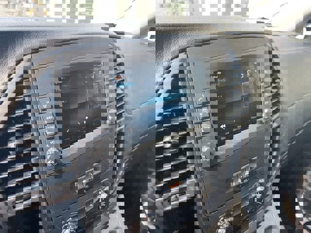 Used 2023 Mercedes-Benz Metris image 7