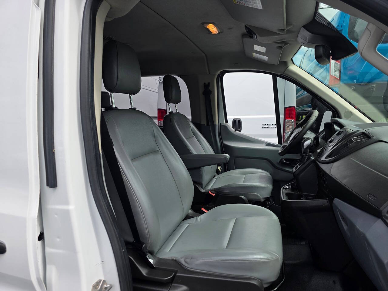 Used 2019 Ford Transit 350 XL RWD image 8