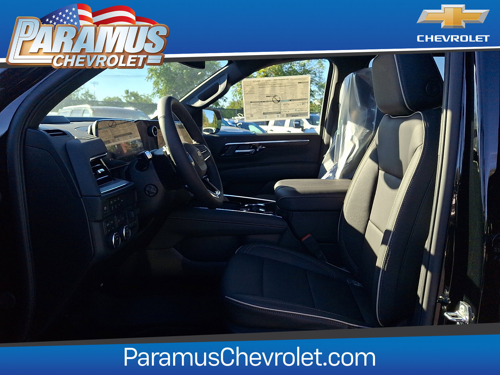 New 2026 Chevrolet Suburban Premier w/ Sun And Tow Package AWD/4WD image 9