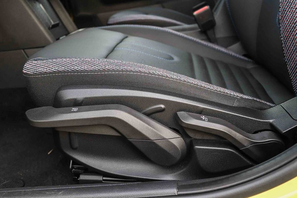 Used 2025 MINI Cooper S FWD image 22