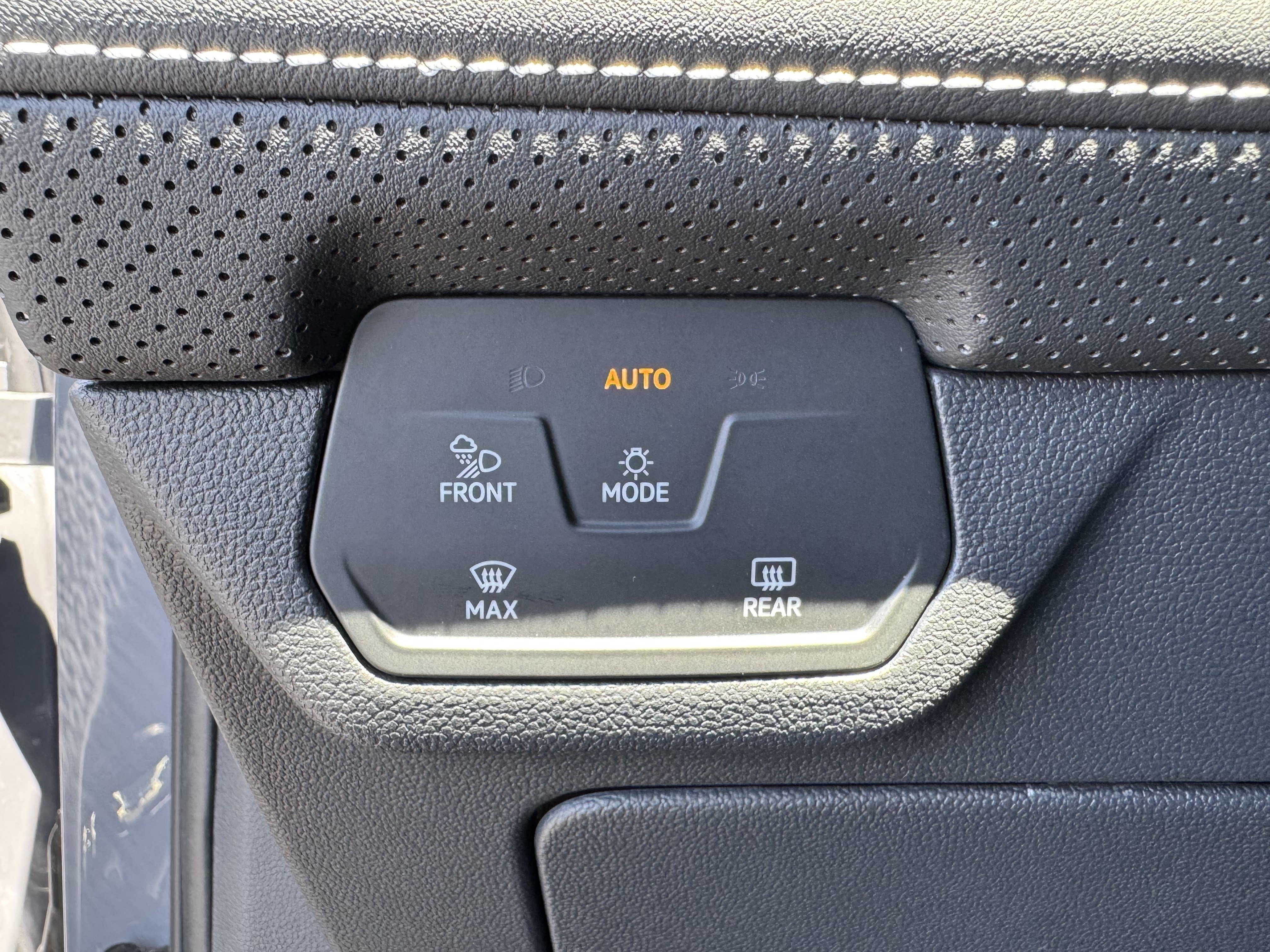New 2026 Volkswagen Atlas SEL Premium R-Line AWD/4WD image 30
