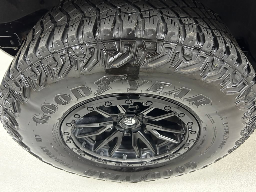 Used 2022 Ford Bronco Big Bend w/ Sasquatch Package AWD/4WD image 9