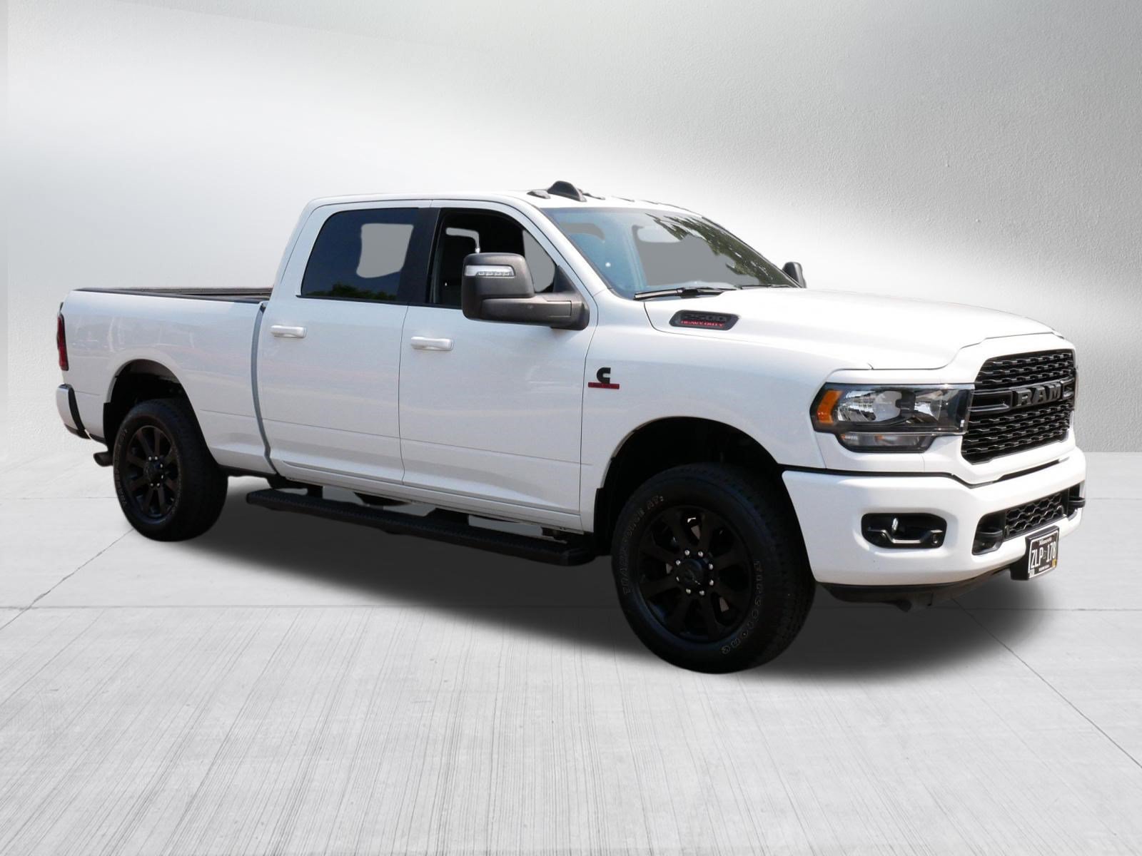 Used 2024 RAM 2500 Big Horn w/ Night Edition AWD/4WD image 8