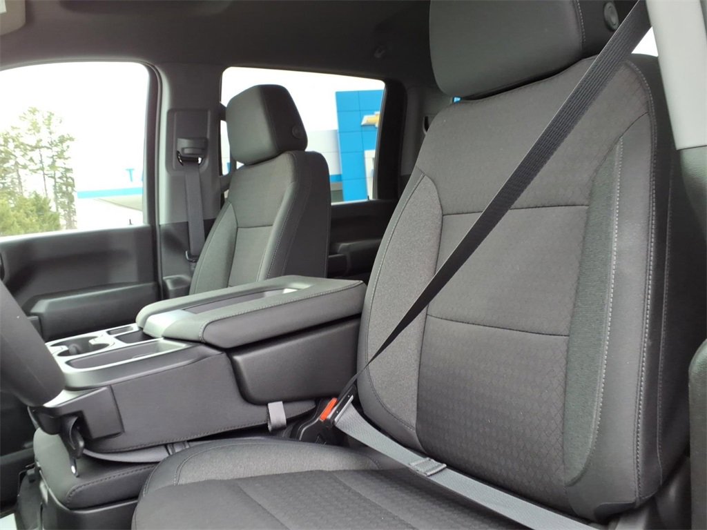 New 2026 Chevrolet Silverado 2500 Custom w/ Custom Value Package image 12