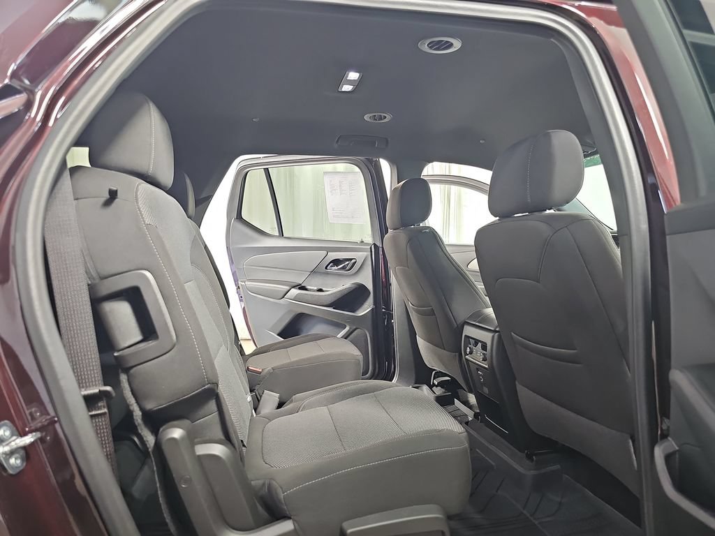 Certified 2023 Chevrolet Traverse LT FWD image 14