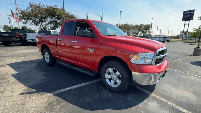 Used 2017 RAM 1500 Classic SLT AWD/4WD image 2