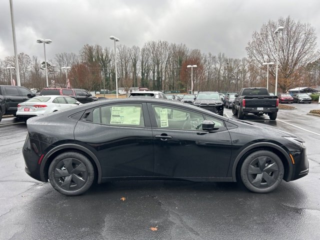 New 2026 Toyota Prius LE image 4