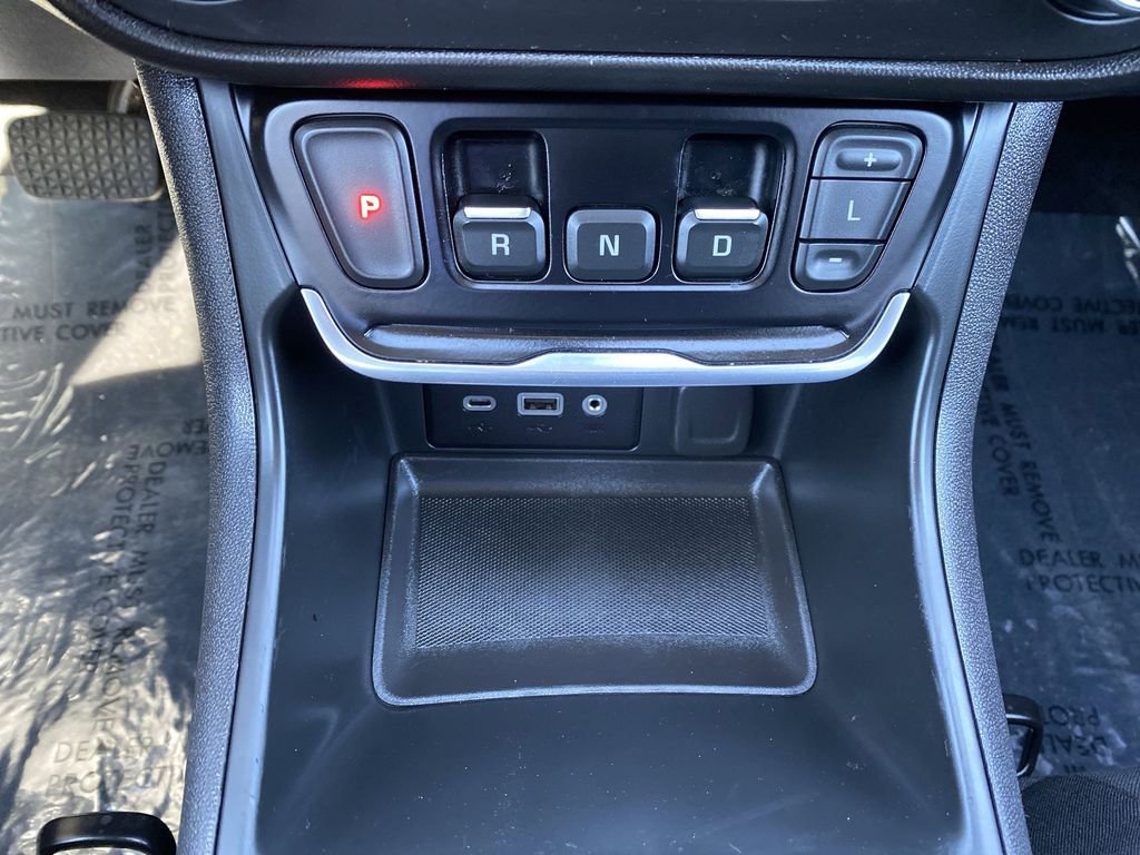 Used 2021 GMC Terrain SLE w/ LPO, Floor Liner Package image 15