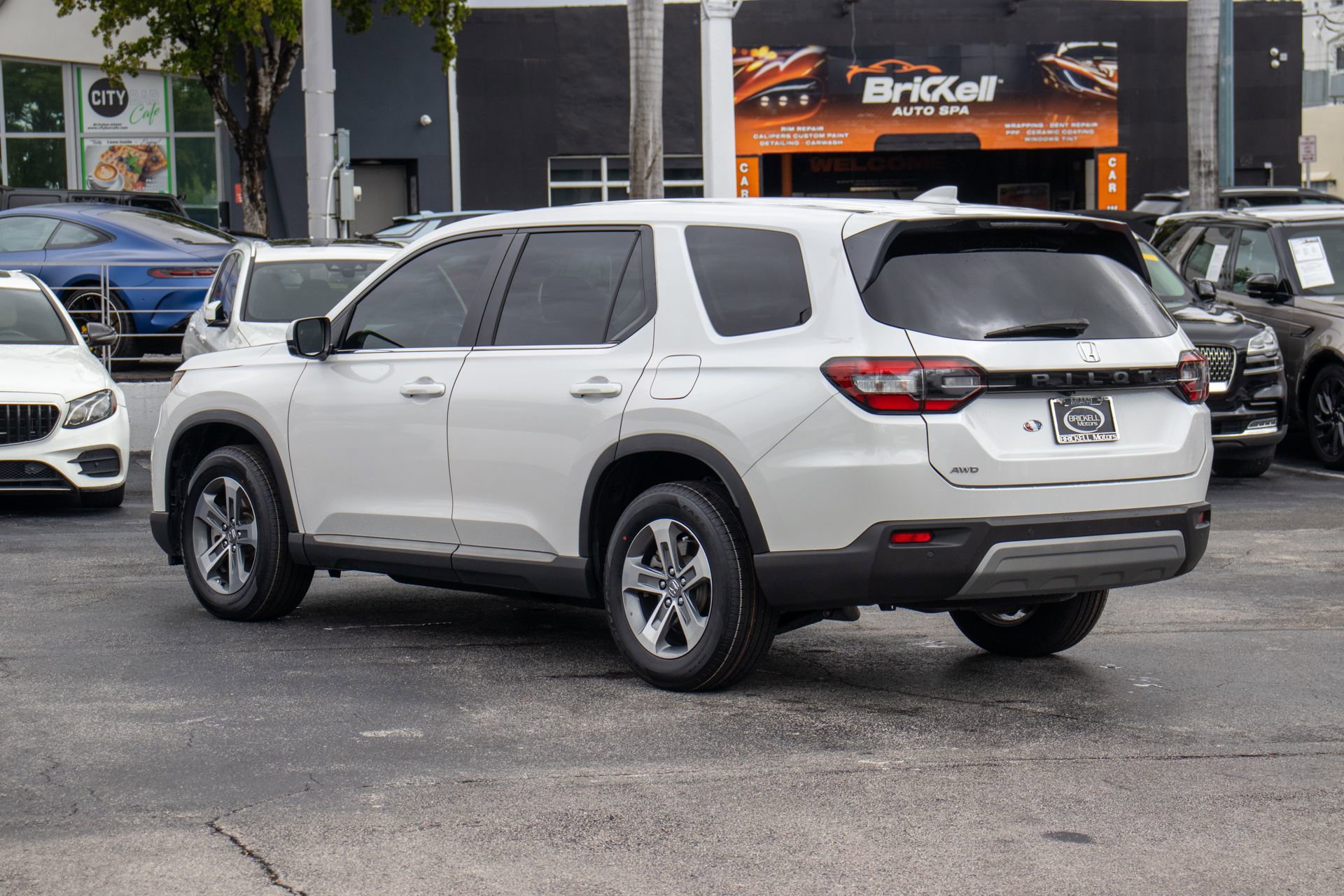 Used 2023 Honda Pilot EX-L image 8