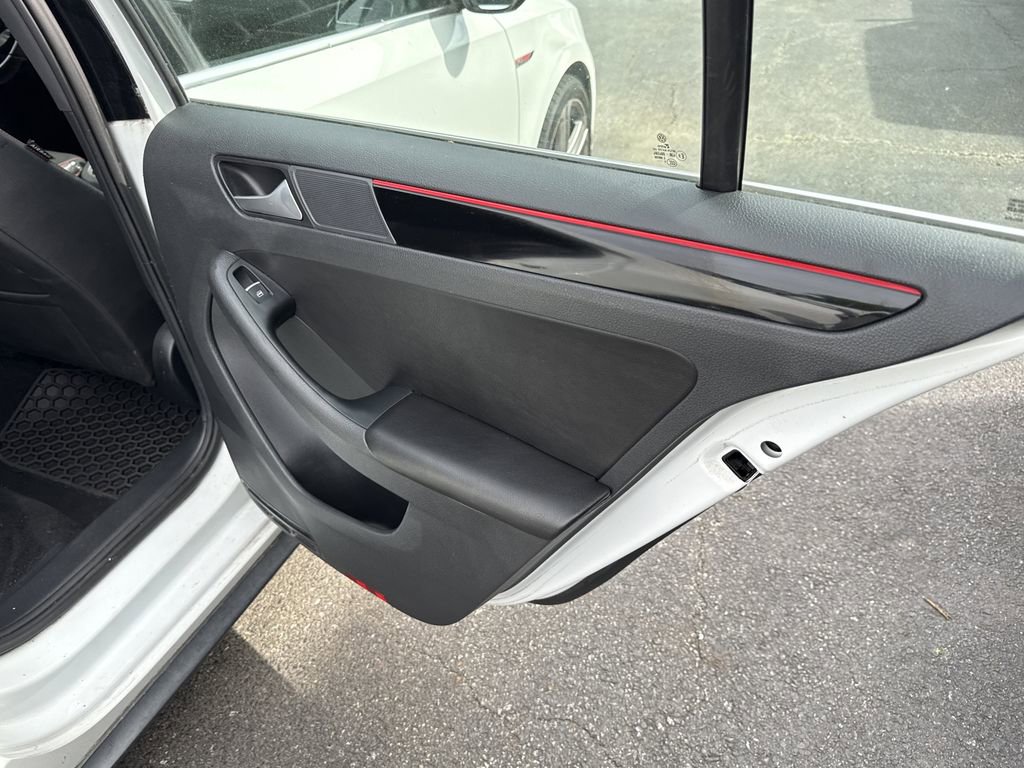 Used 2016 Volkswagen Jetta GLI SEL FWD image 28