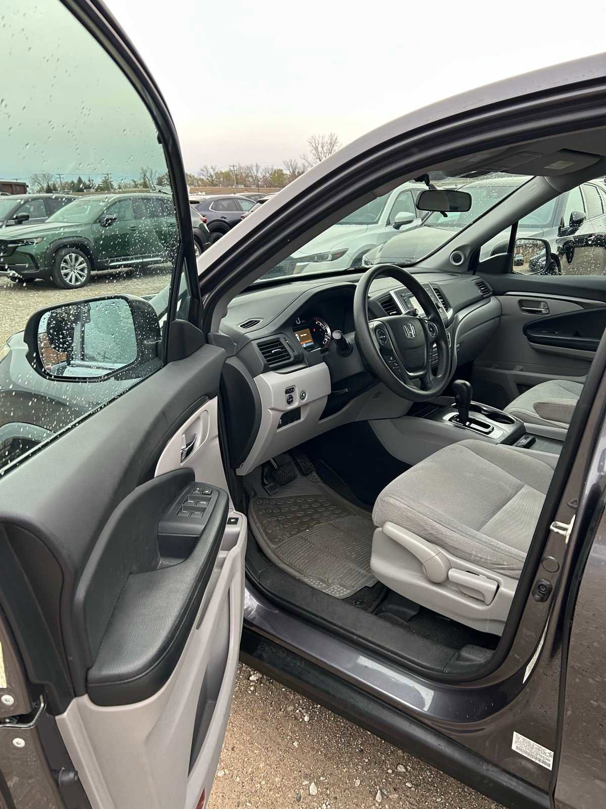 Used 2016 Honda Pilot LX image 19