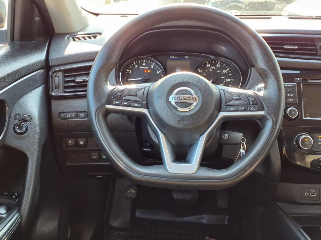 Used 2019 Nissan Rogue S image 5