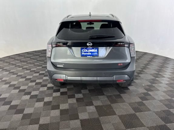 Used 2025 Nissan Kicks SR FWD image 7