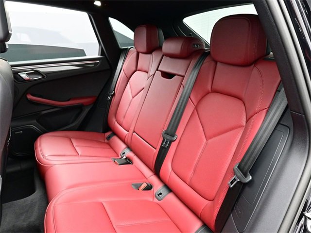New 2026 Porsche Macan image 15