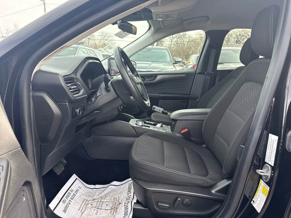 Used 2023 Ford Escape Active w/ Cold Weather Package image 20