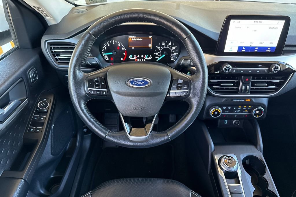 Used 2020 Ford Escape SEL image 11